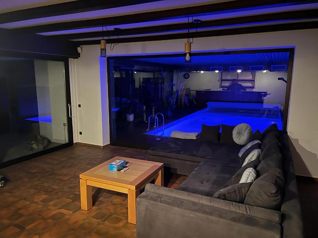 Park Villa Ferienwohnung Mit Pool Und 3 Schlafzimmer อูลเซิน ภายนอก รูปภาพ